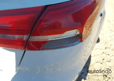 2015 Ford Focus S из США, поврежденный, VIN 1FADP3E27FL221455